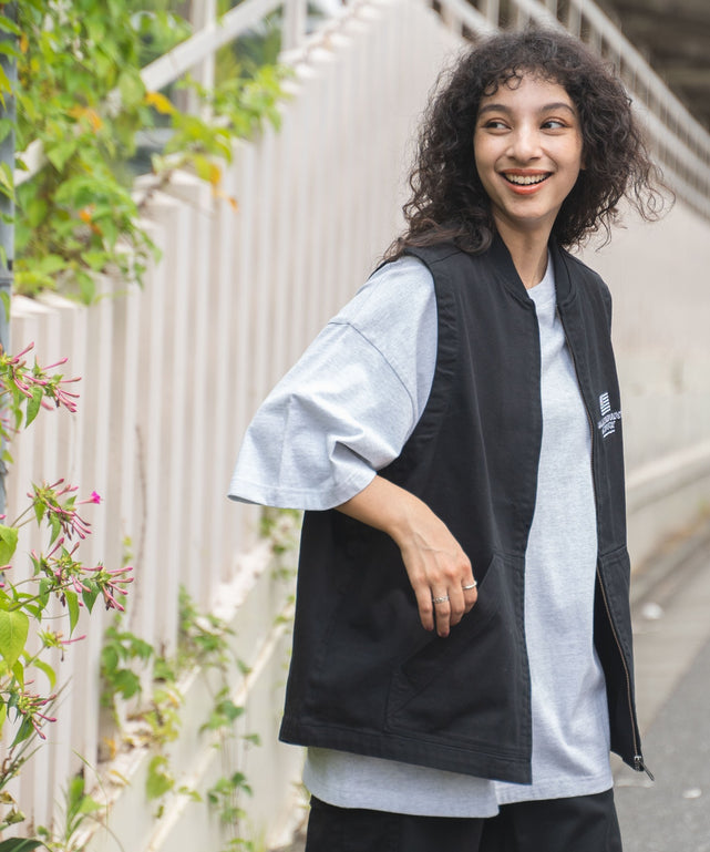 ブラック モデル：166cm L着用