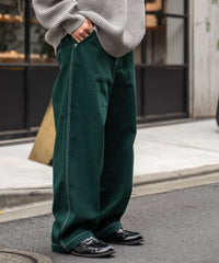 Dグリーン　配色ステッチ / M