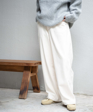 キナリ　モデル:165cm L着用