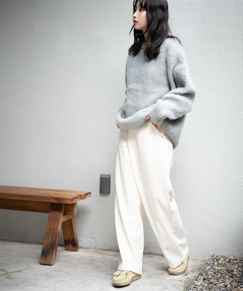 キナリ　モデル:165cm L着用