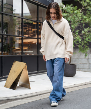 パープルその他 モデル：174㎝ L着用