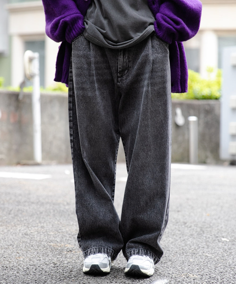 ブラックその他 モデル：166cm L着用