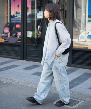 デニム淡加工色 モデル：174cm L着用