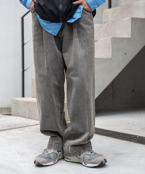 イエローその他 モデル：174㎝ L着用