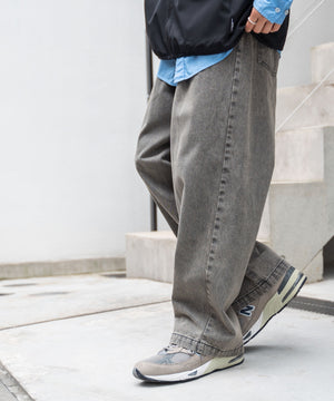 イエローその他 モデル：174㎝ L着用