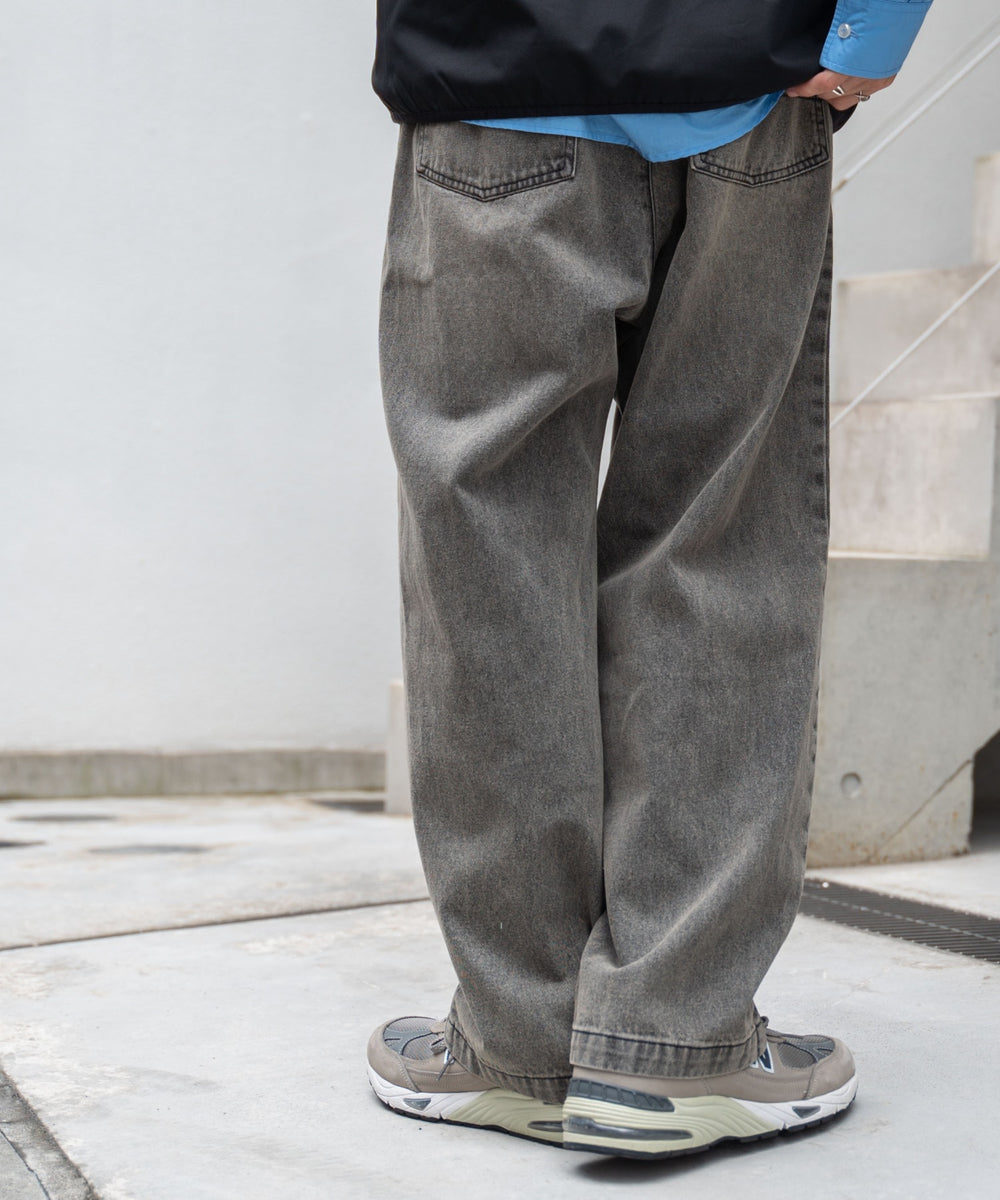 イエローその他 モデル：174㎝ L着用