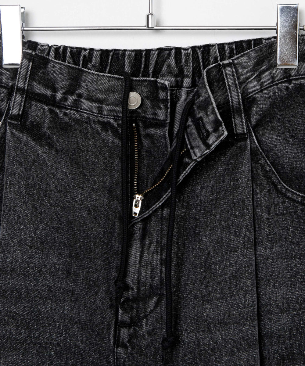 スケーターズタックワイドデニムパンツ