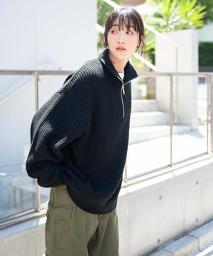 ブラック モデル:165cm L着用