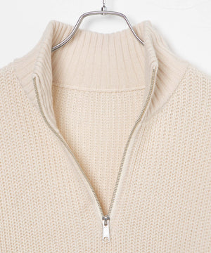 ルーズフィットハーフZIPプルオーバー