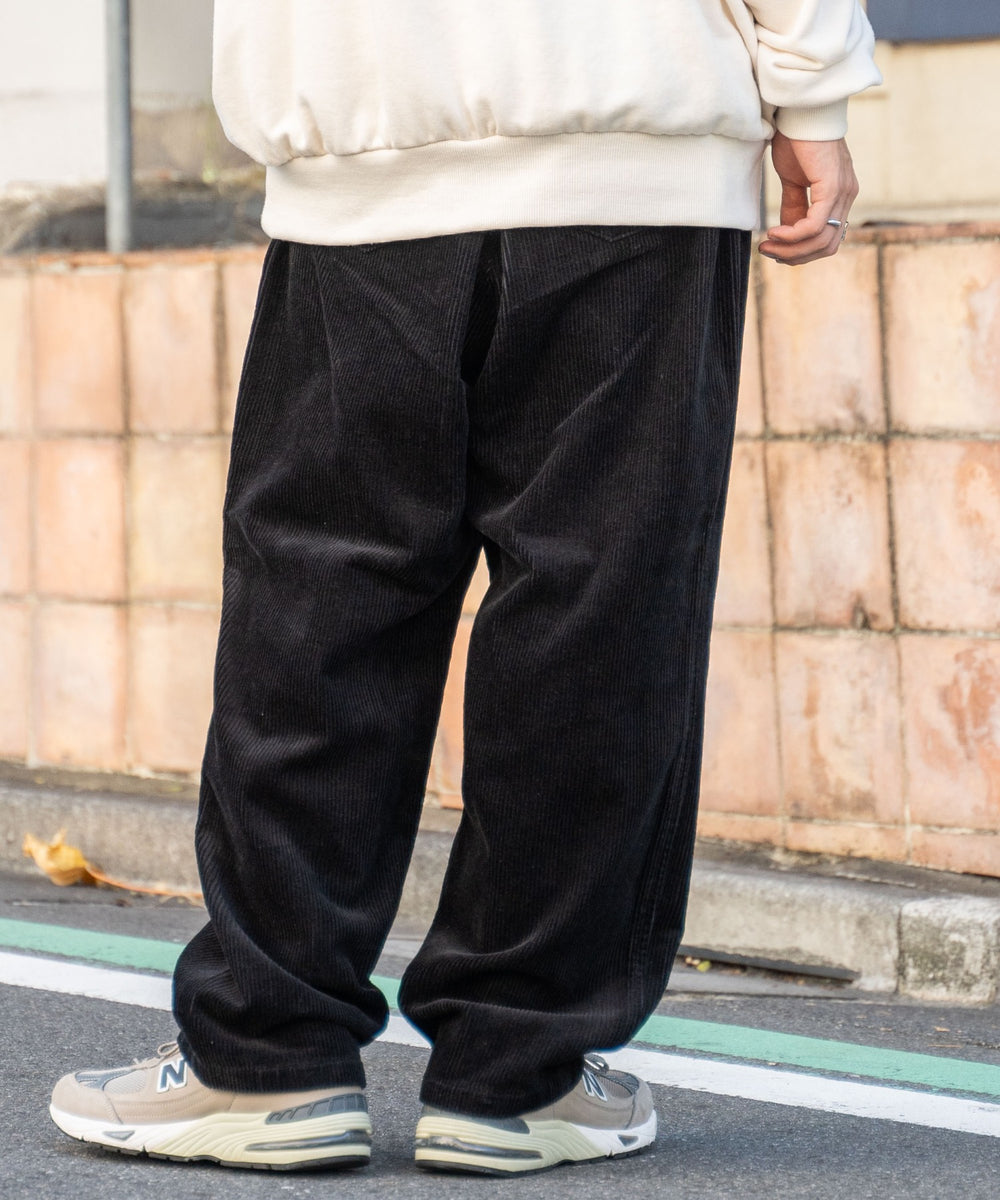 ブラック モデル : 175cm L着用