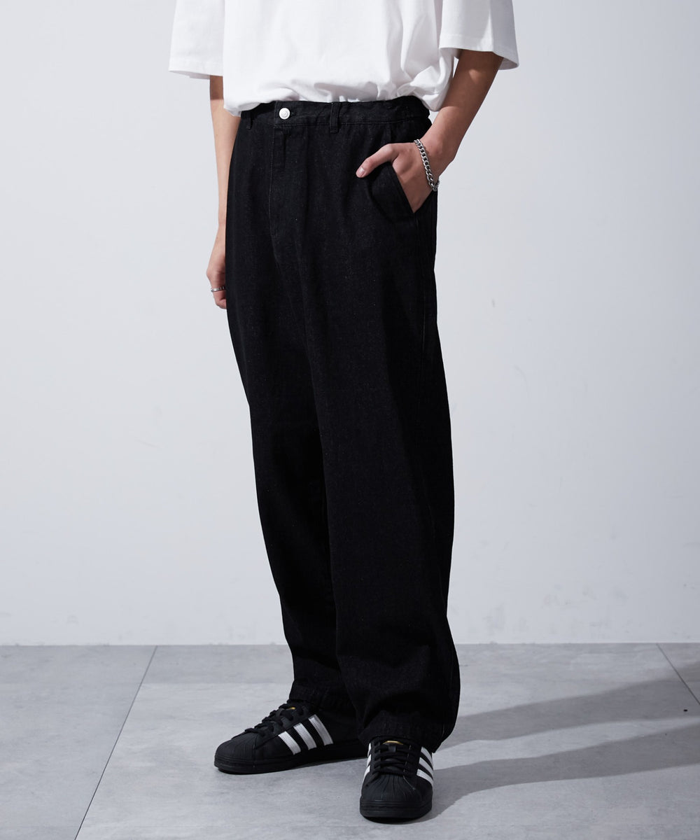 ブラック モデル：180cm L着用