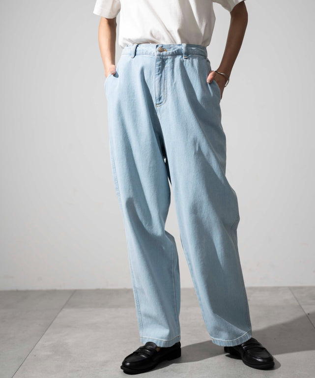 デニム淡色 モデル：161cm S着用