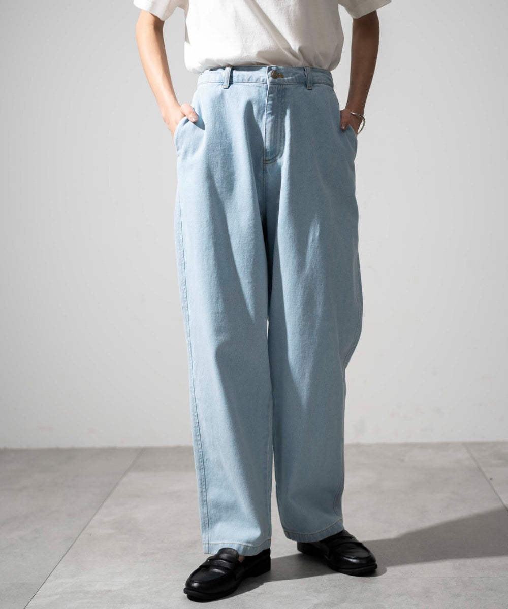 デニム淡色 モデル：161cm S着用