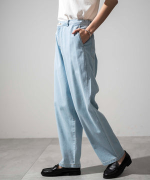 デニム淡色 モデル：161cm S着用