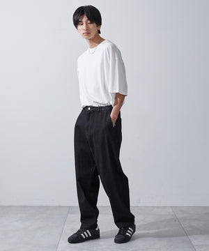 ブラック モデル：180cm L着用