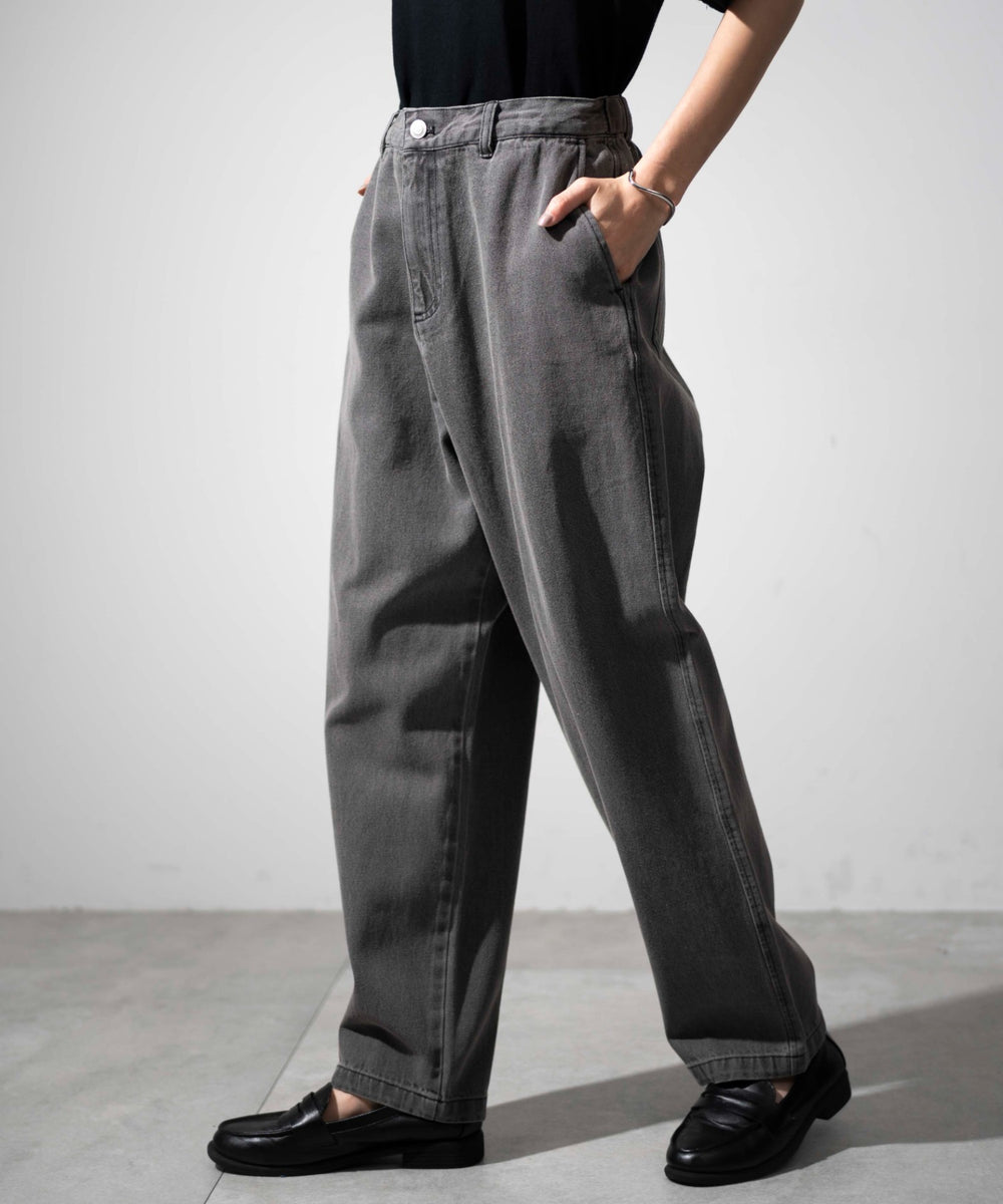 グレー モデル：161cm S着用