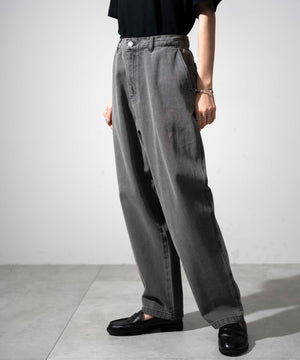 グレー モデル：161cm S着用