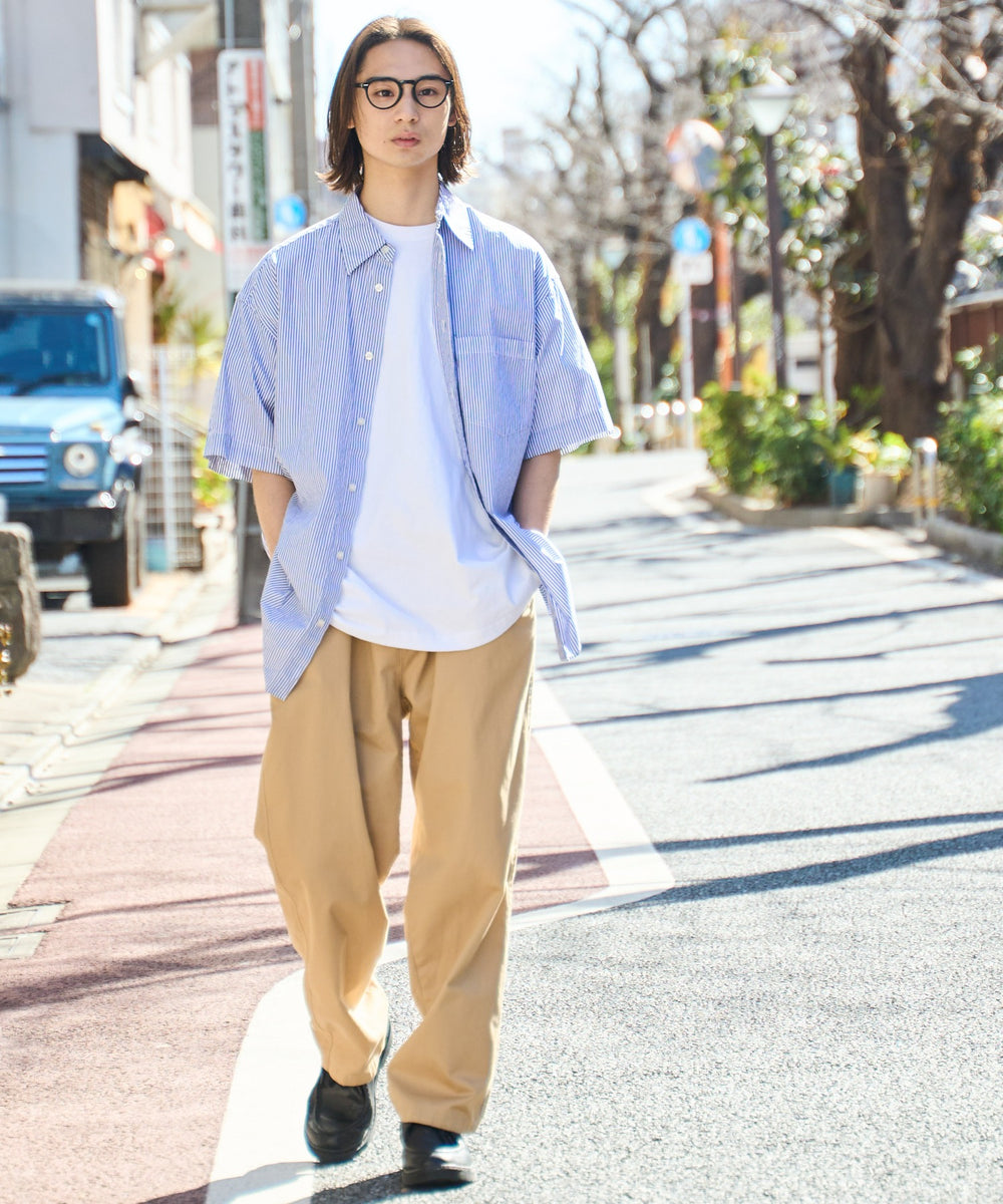 ベージュ モデル：172cm L着用