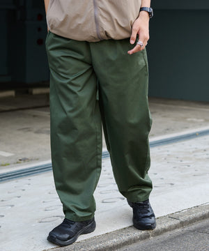 オリーブ モデル:178㎝ Lサイズ着用