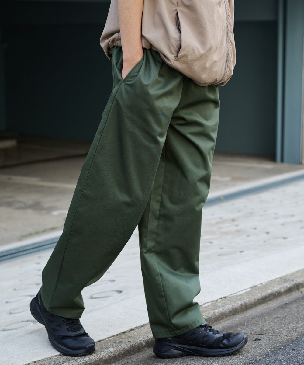 オリーブ モデル:178㎝ Lサイズ着用