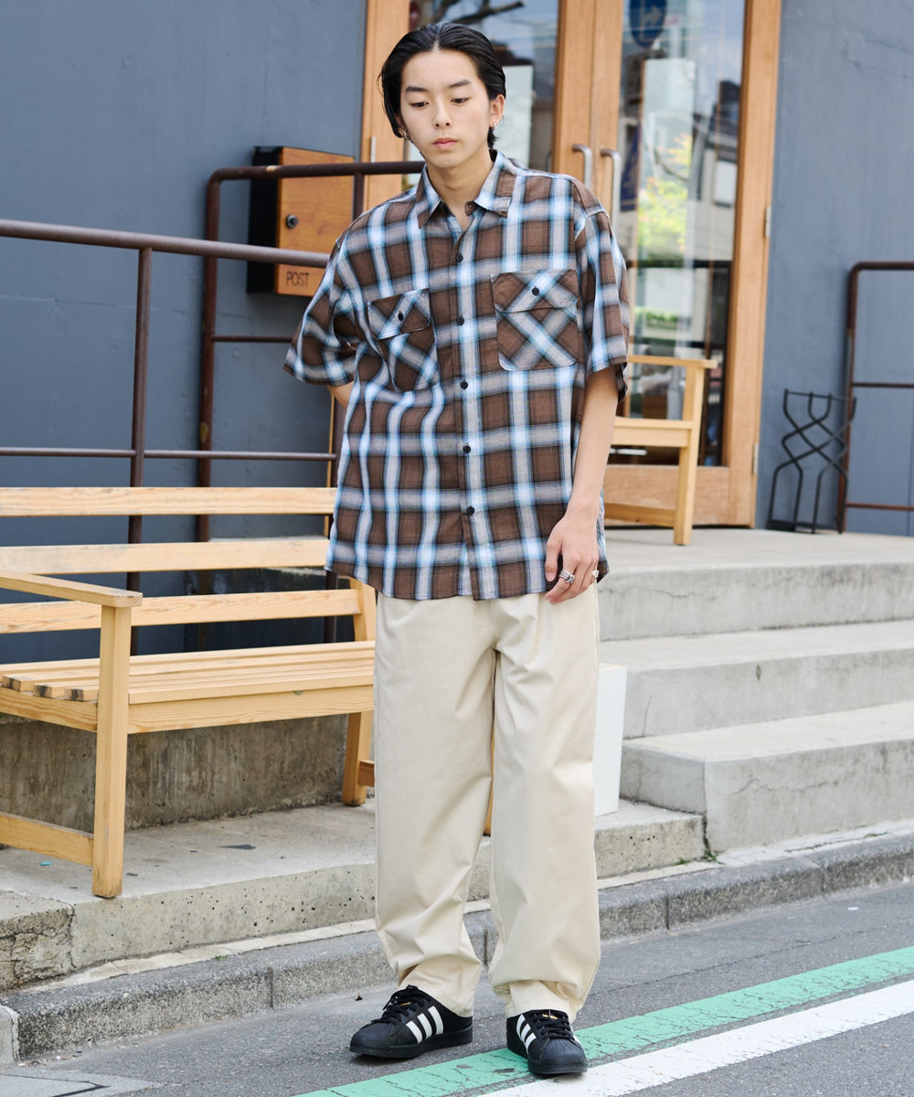 ベージュ モデル:178㎝ Lサイズ着用