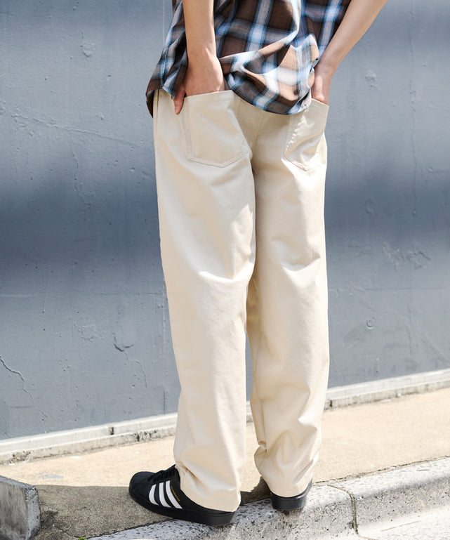 ベージュ モデル:178㎝ Lサイズ着用