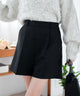 タックショートパンツ/ブラック　モデル:165cm M着用