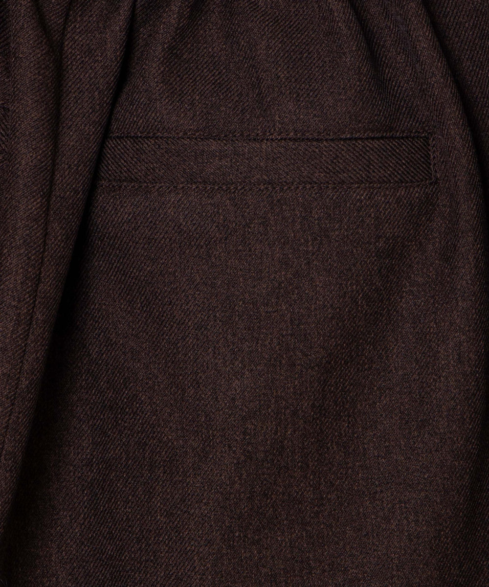 タックショートパンツ