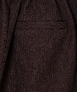 タックショートパンツ