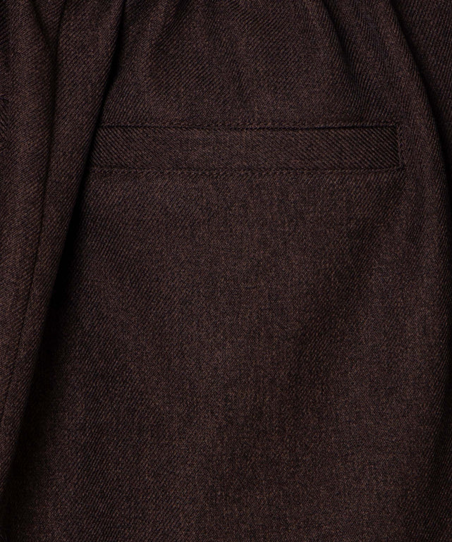 タックショートパンツ