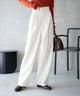 ハイウエストセンタープレスワイドパンツ/ホワイトアイボリー　モデル：161㎝ L着用