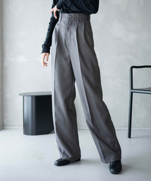 グレー　モデル：161㎝ L着用