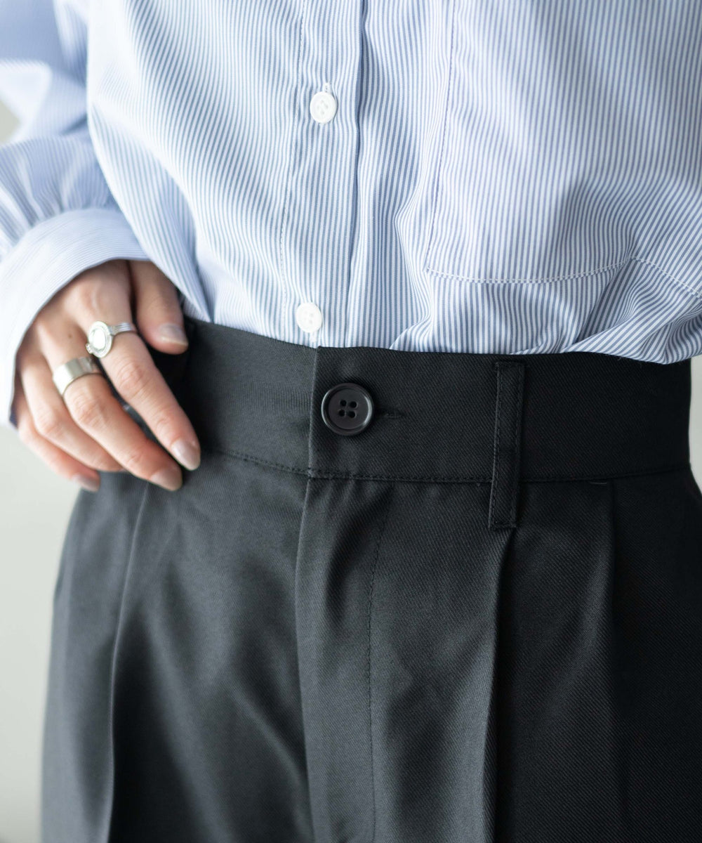 ハイウエストセンタープレスワイドパンツ