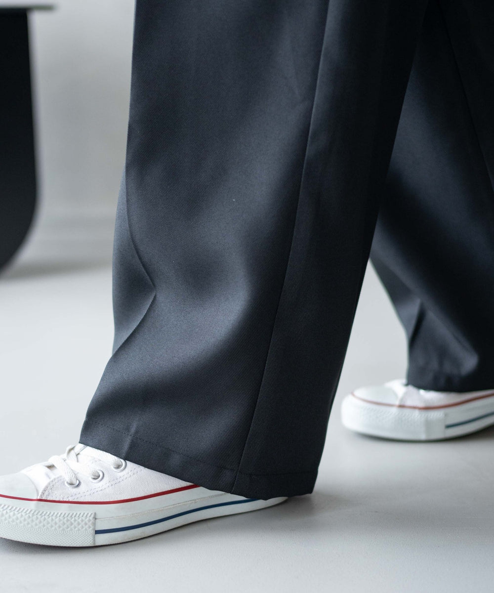 ハイウエストセンタープレスワイドパンツ