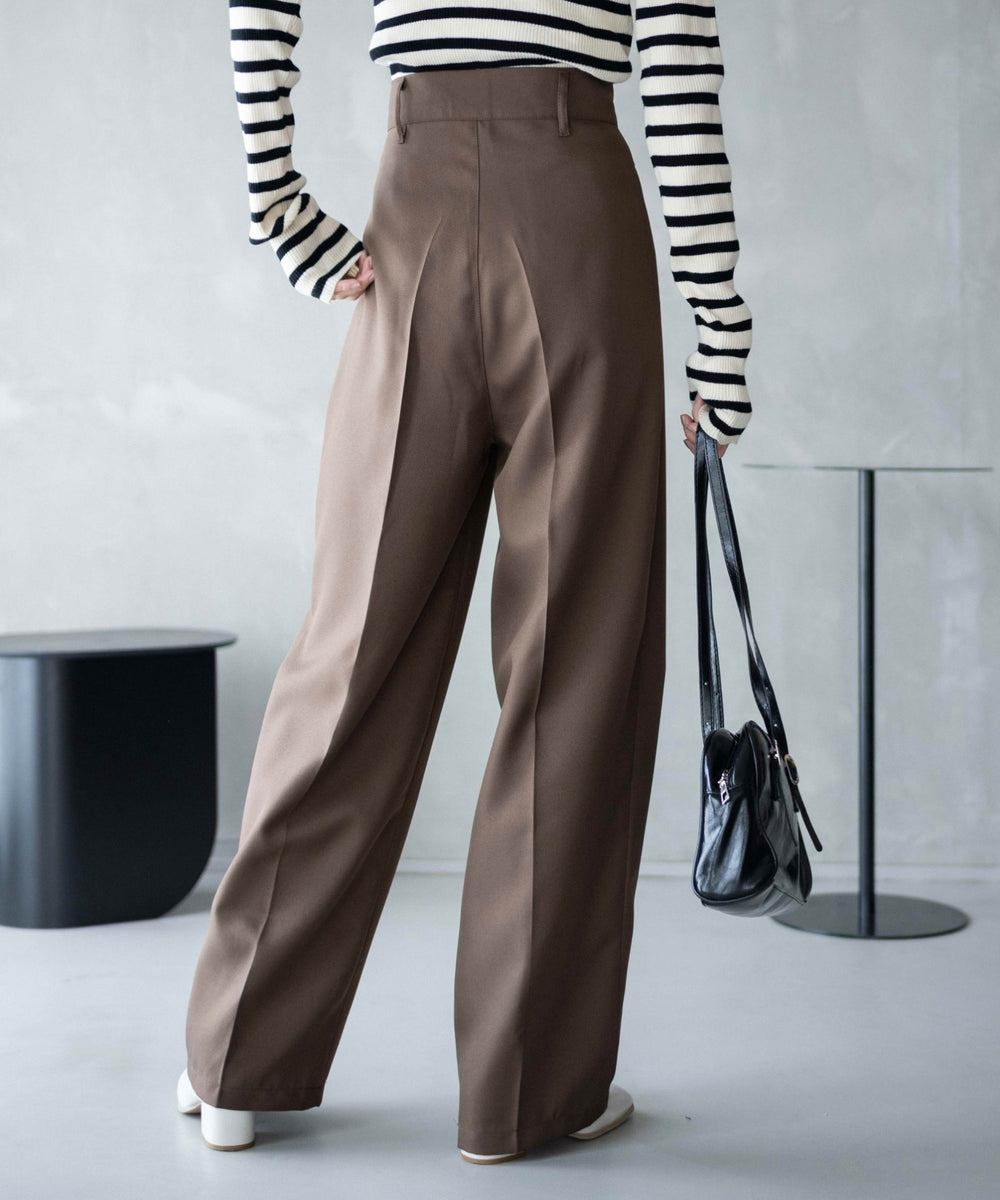 ブラウン　モデル：161㎝ L着用