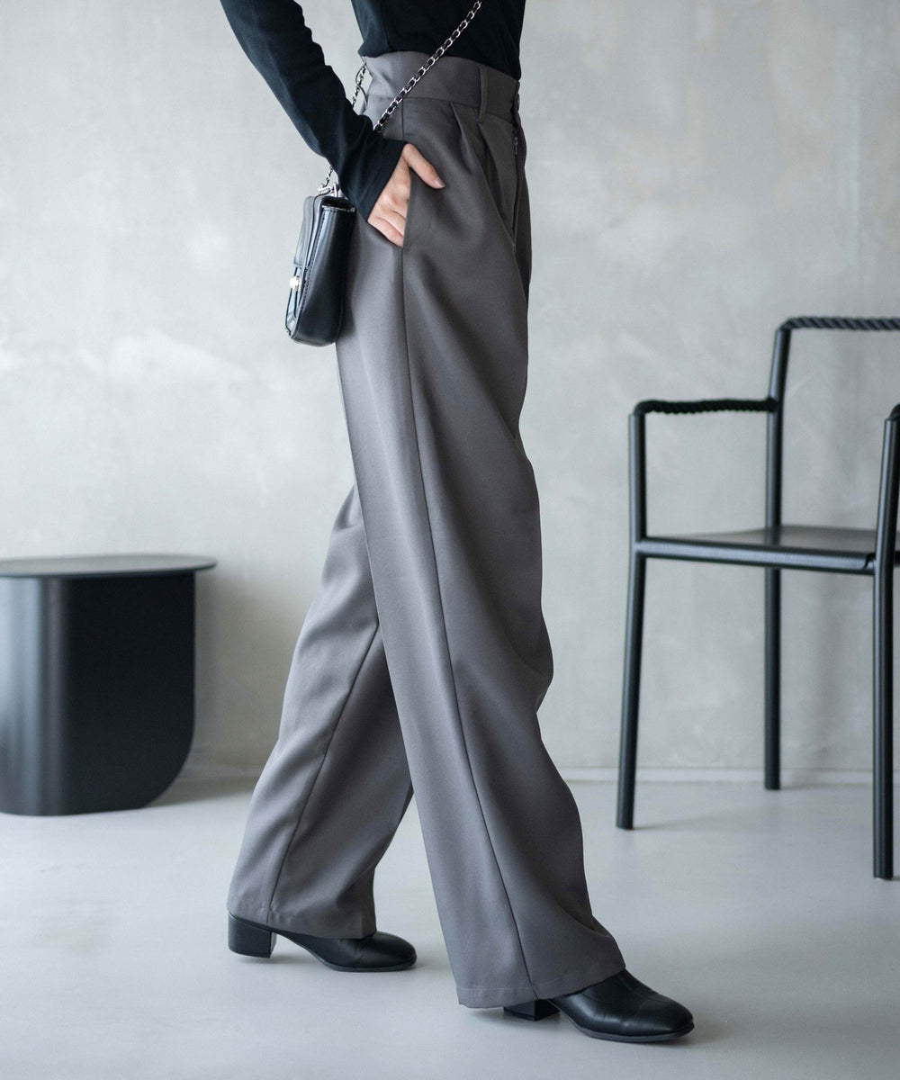 グレー　モデル：161㎝ L着用