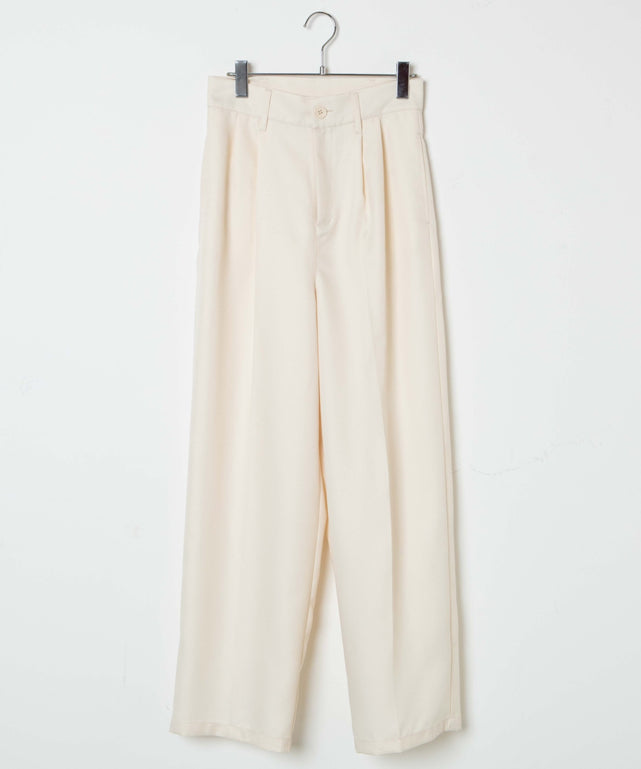 ホワイトアイボリー