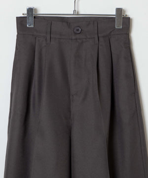 ハイウエストセンタープレスワイドパンツ