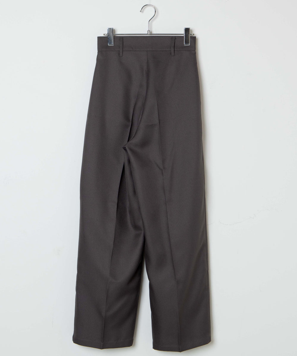 ハイウエストセンタープレスワイドパンツ