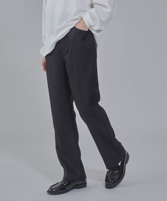 ブラック モデル：178cm L着用