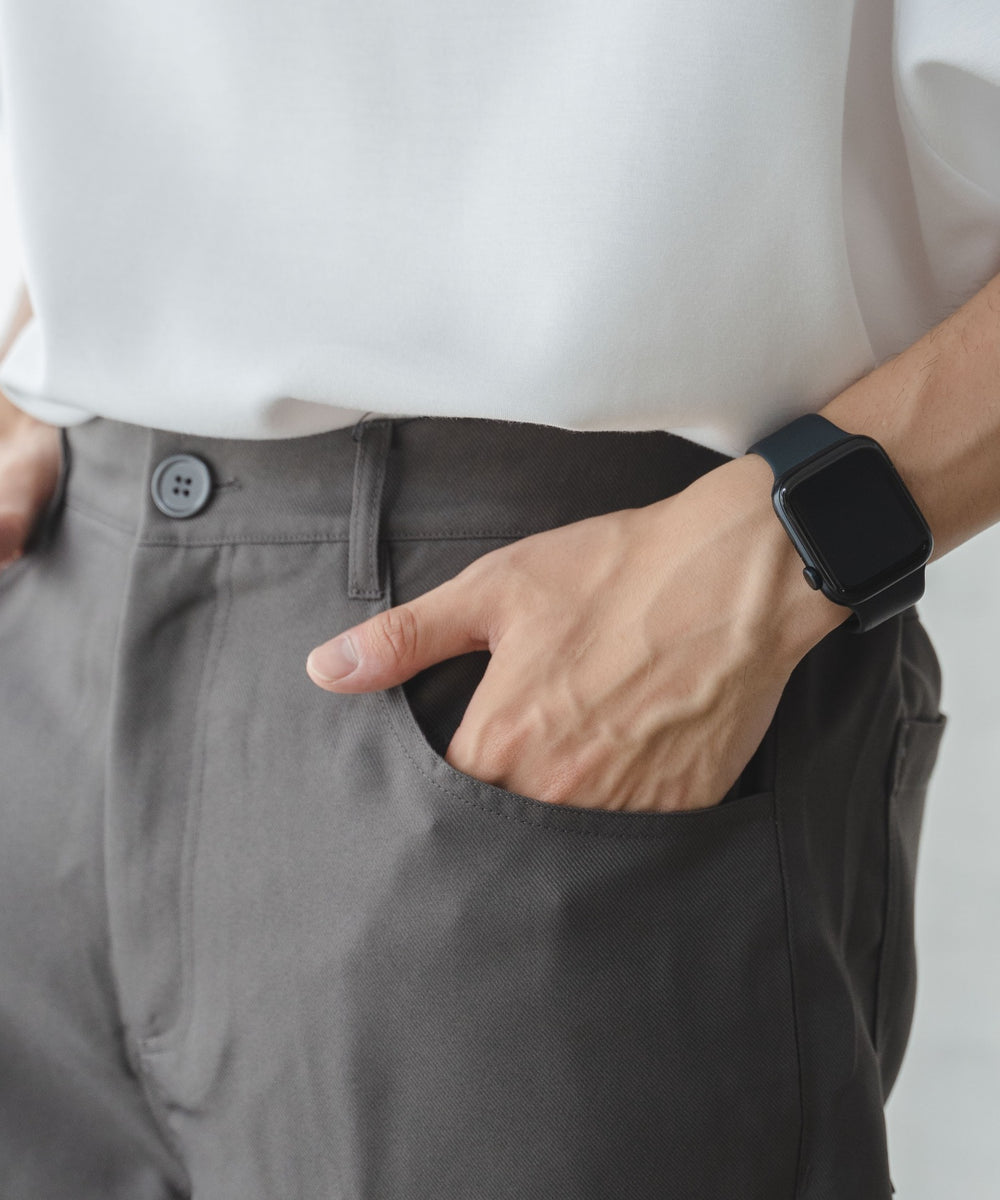 セミフレアスラックス