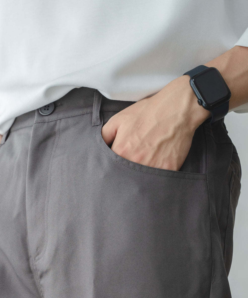 セミフレアスラックス