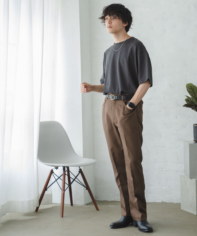 ブラウン モデル : 175cm L着用