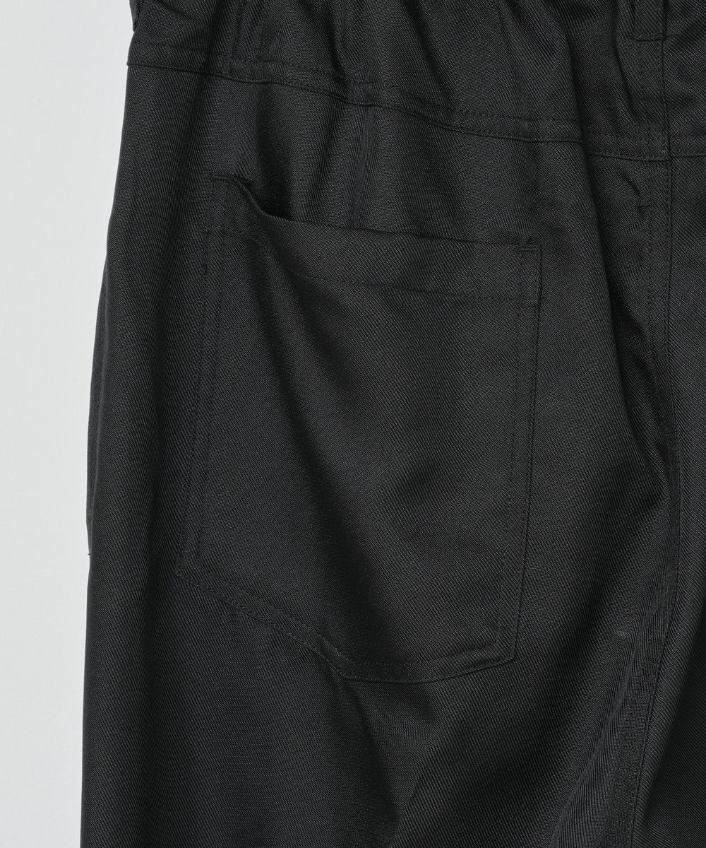 セミフレアスラックス