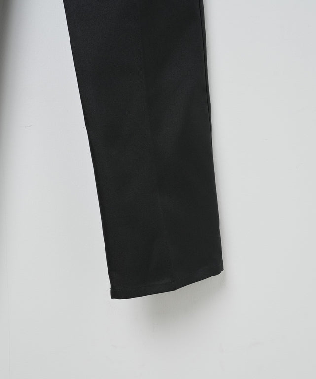 セミフレアスラックス