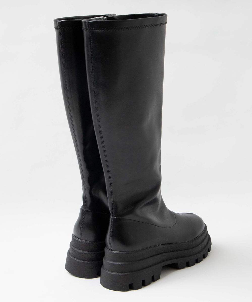 ボリュームロングブーツ