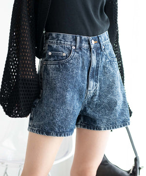 インディゴケミカル　モデル:161cm M着用