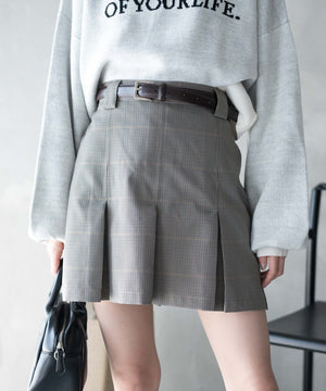 ベージュチェック　モデル:161cm F着用