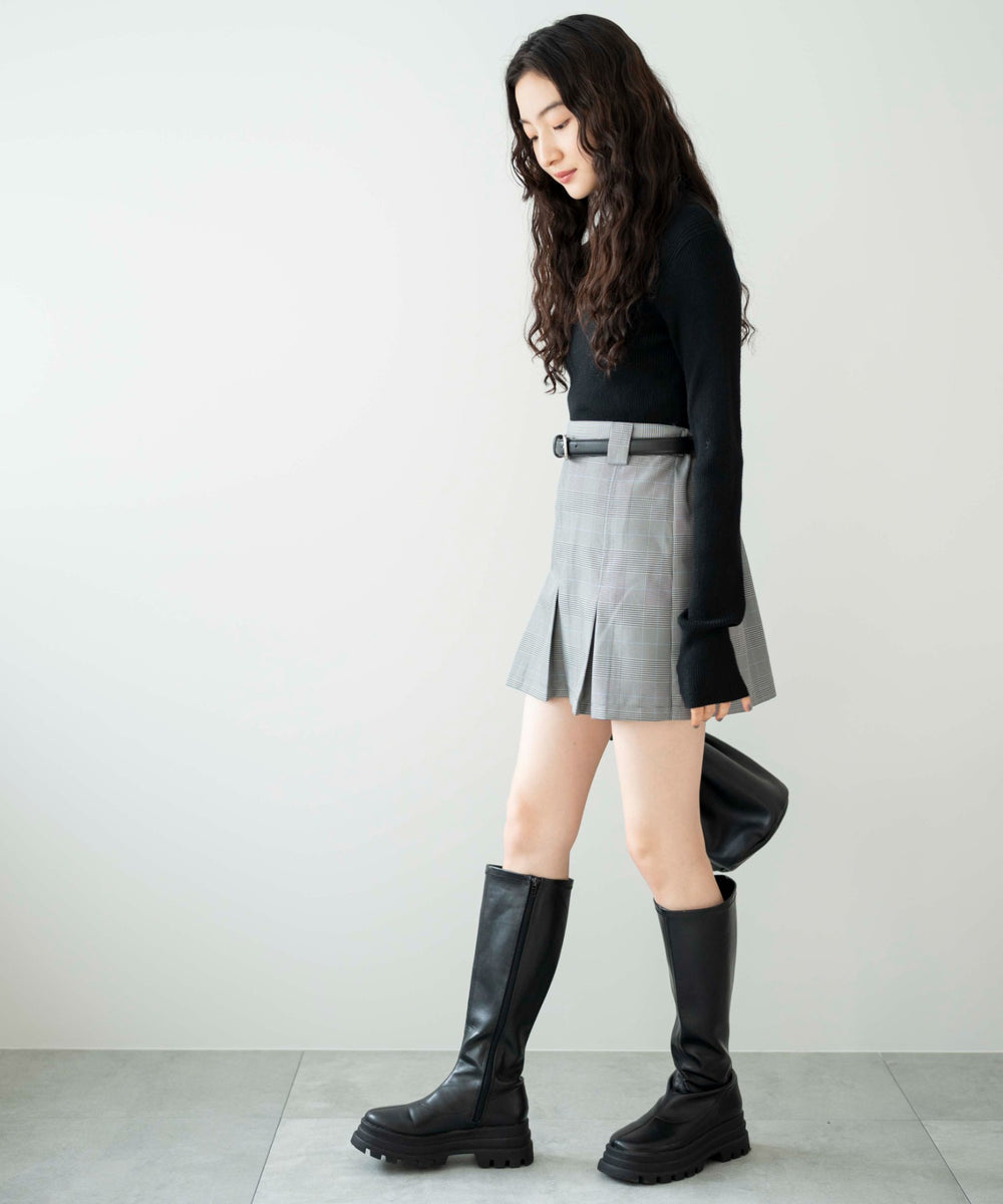 グレー系チェック1　モデル:163cm F着用