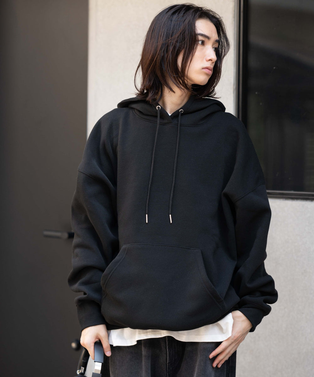 ブラック モデル：175cm L着用